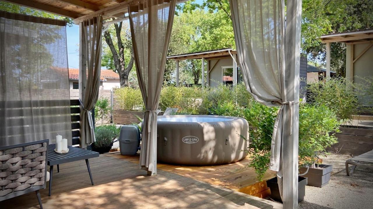 Boutique Mobile Homes Ulikarovinj (Adults Only) מראה חיצוני תמונה