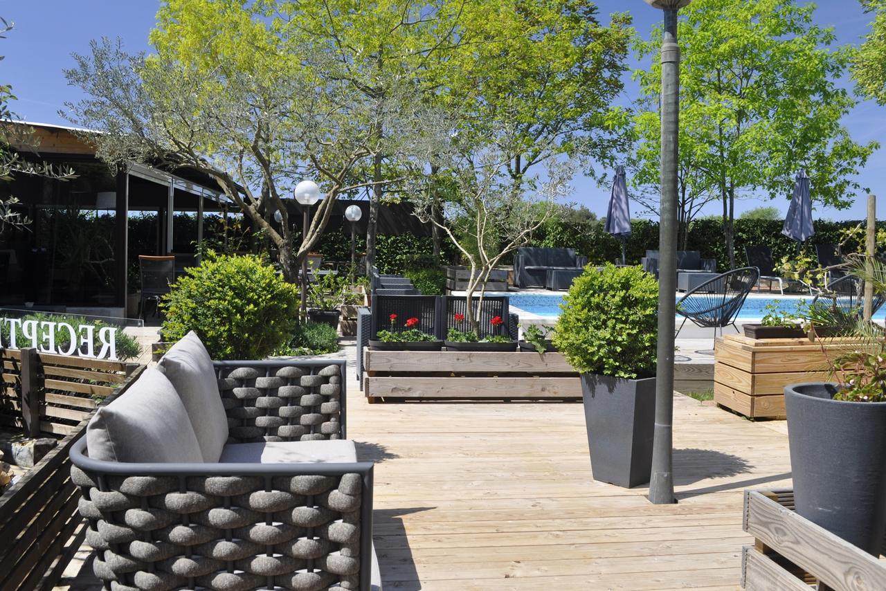 Boutique Mobile Homes Ulikarovinj (Adults Only) מראה חיצוני תמונה