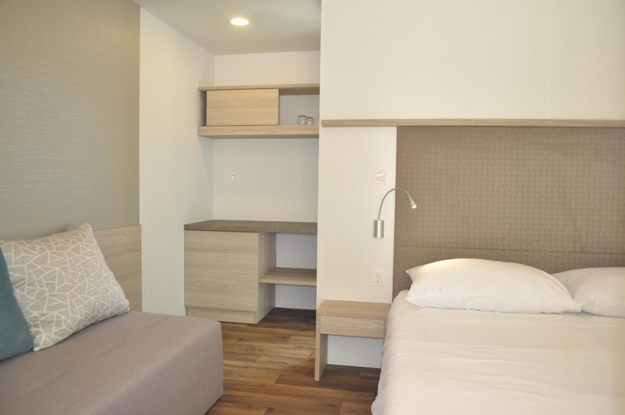 Boutique Mobile Homes Ulikarovinj (Adults Only) מראה חיצוני תמונה